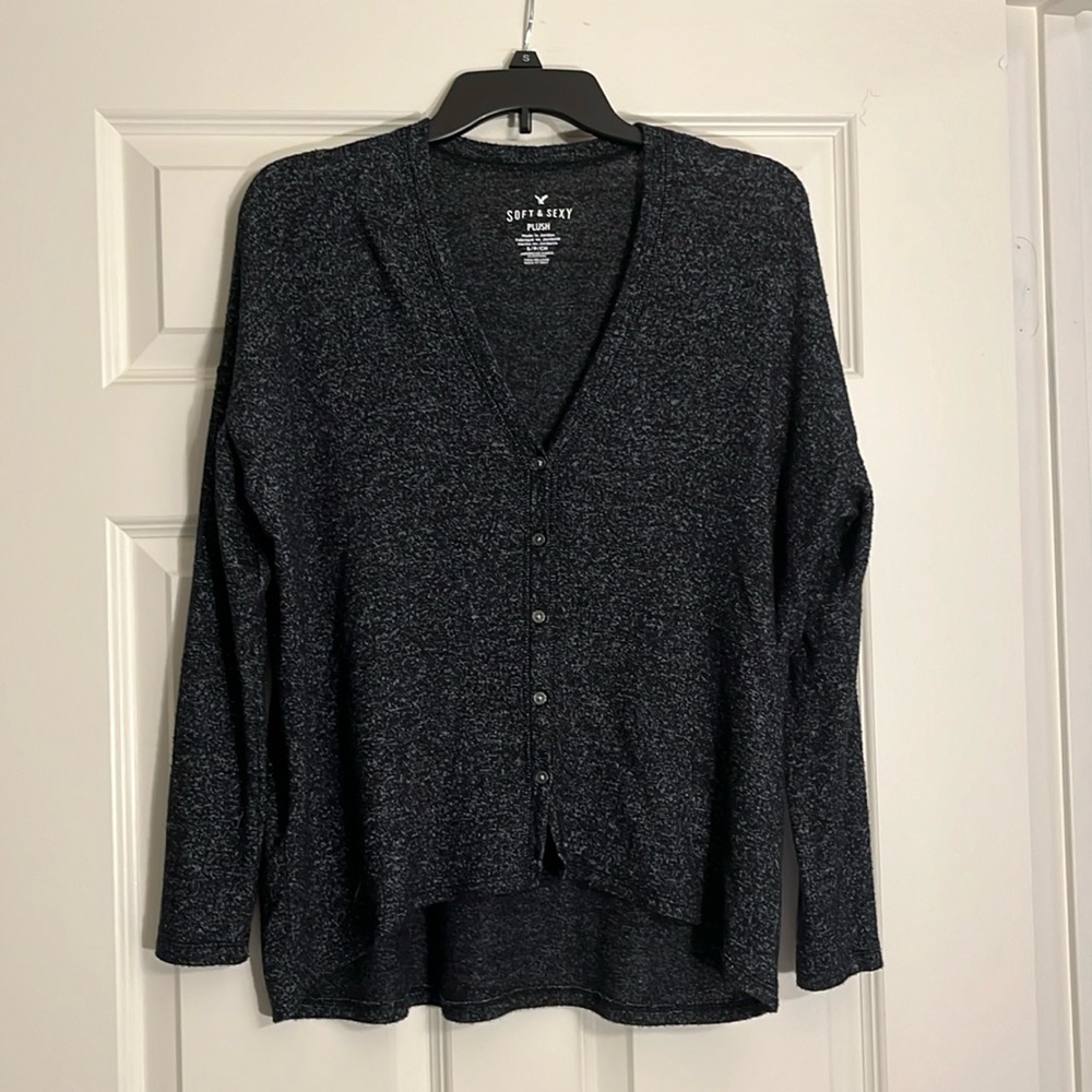 American eagle SUPER soft cardigan size S